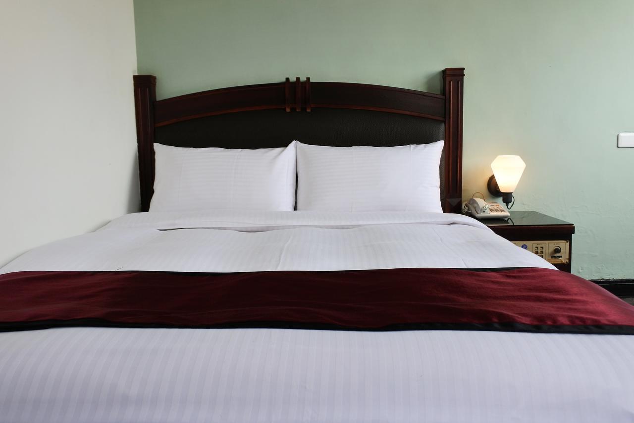 North Sea Hotel Taichung Buitenkant foto