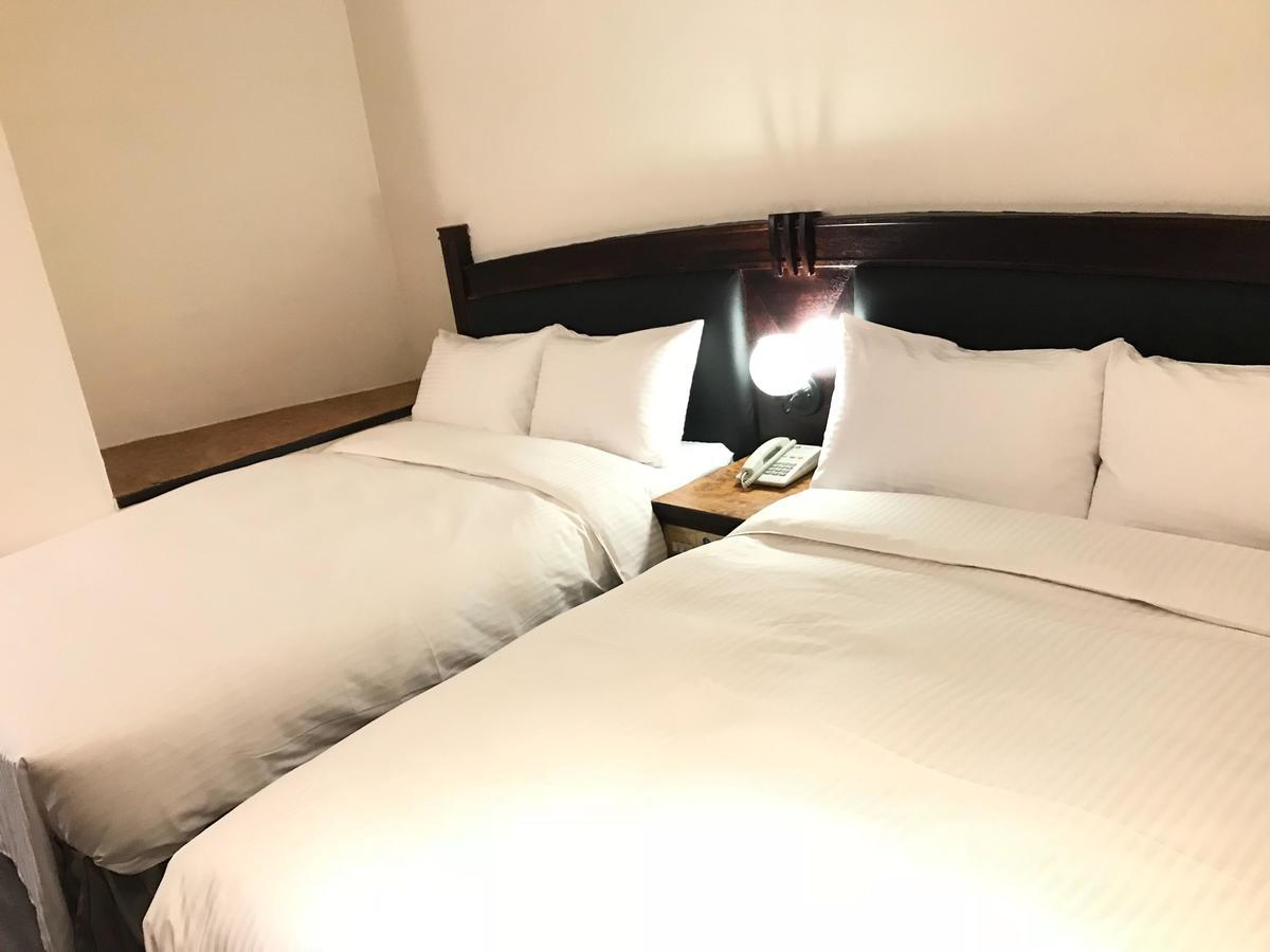 North Sea Hotel Taichung Buitenkant foto